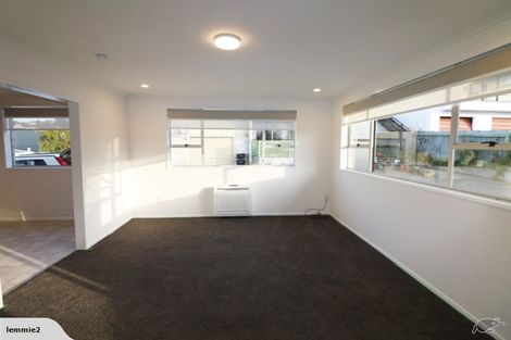 Photo of property in 2/12 Douglas Street, Highfield, Timaru, 7910