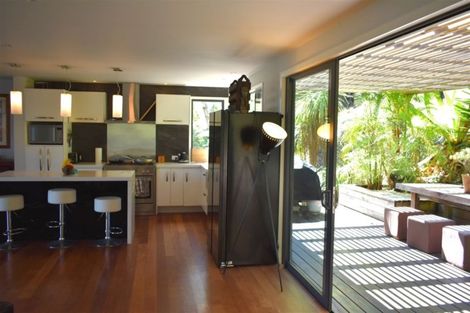 Photo of property in 4 Lichen Grove, Russell, 0272