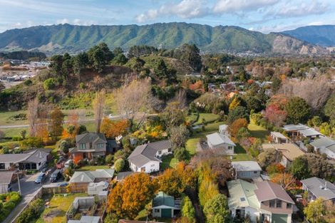 Photo of property in 163 Te Moana Road, Waikanae, 5036