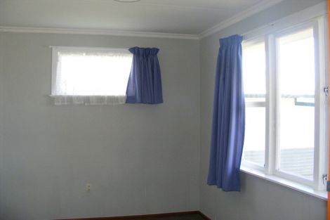 Photo of property in 43 Avenue Road, Foxton, 4814