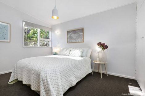 Photo of property in 9 Ardross Avenue, Khandallah, Wellington, 6035