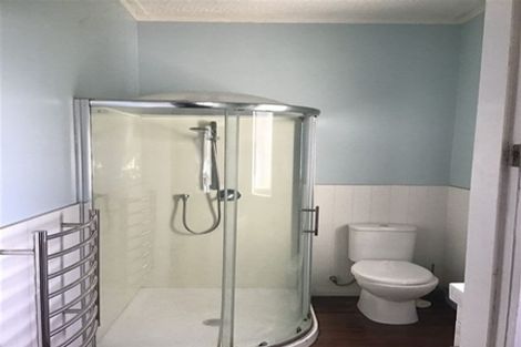 Photo of property in 1/3185 Great North Road, New Lynn, Auckland, 0600