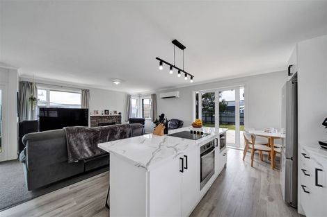 Photo of property in 22 Egmont Street, Hawera, 4610