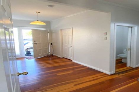 Photo of property in 3 Pleasant Road, Glen Eden, Auckland, 0602