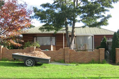 Photo of property in 11 Lookout Drive, Laingholm, Auckland, 0604