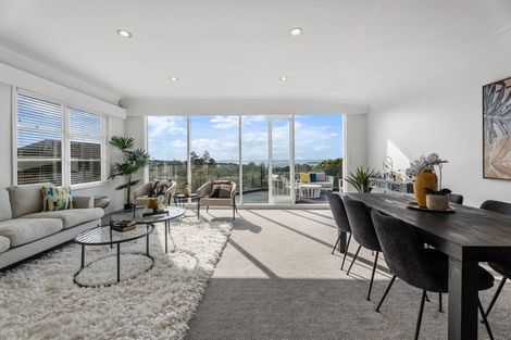 Photo of property in 90 Sandspit Road, Shelly Park, Auckland, 2014