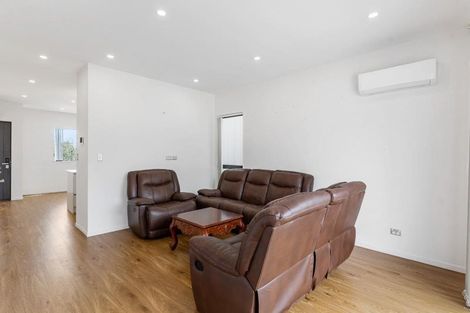 Photo of property in 69 Arimu Road, Papakura, 2110