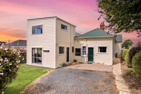 Photo of property in 11 Kilgour Street, Roslyn, Dunedin, 9010