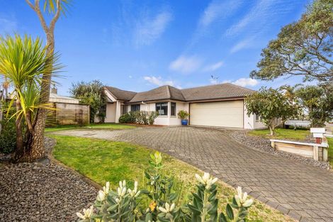 Photo of property in 25 Nautilus Drive, Papamoa Beach, Papamoa, 3118