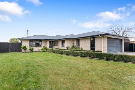 Photo of property in 3 Stanwood Grove, Darfield, 7510