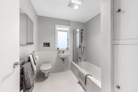 Photo of property in 17 Larchwood Avenue, Westmere, Auckland, 1022