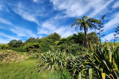 Photo of property in 144 Ackworth Road, Lepperton, New Plymouth, 4373