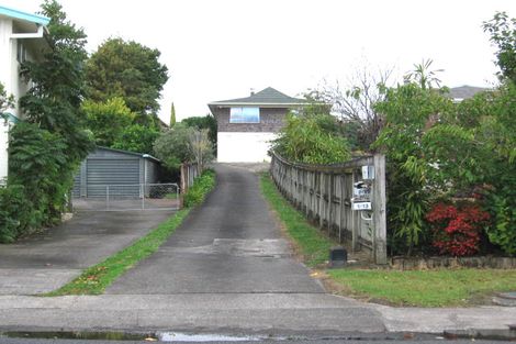 Photo of property in 1/13 Waitaki Street, Henderson, Auckland, 0612