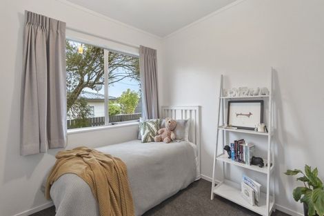 Photo of property in 8b Huia Avenue, Forest Lake, Hamilton, 3200