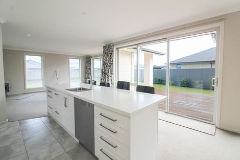 Photo of property in 22 Silver Springs Boulevard, Mosgiel, 9024