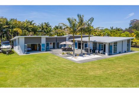 Photo of property in 1 Kotare Heights, Kerikeri, 0230