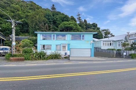 Photo of property in 609 Marine Drive, Days Bay, Lower Hutt, 5013