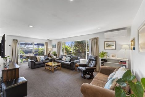 Photo of property in 38 Beach Road, North New Brighton, Christchurch, 8083