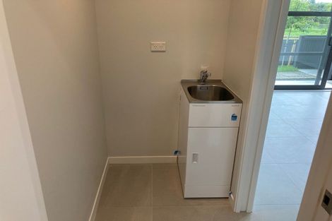 Photo of property in 23a O'meara Street, Swanson, Auckland, 0614