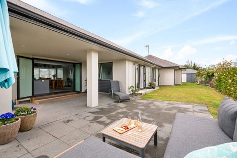 Photo of property in 1 Whitford Place, Rototuna North, Hamilton, 3210