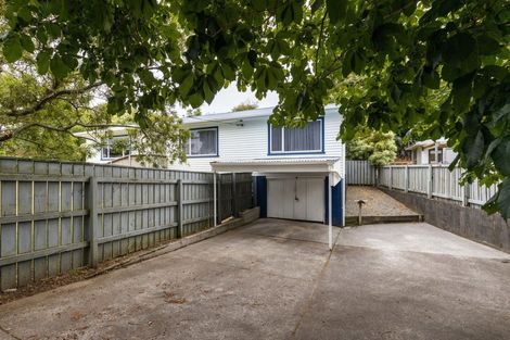 Photo of property in 79 Awanui Street, Merrilands, New Plymouth, 4312