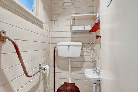 Photo of property in 58 Burns Street, Hawera, 4610