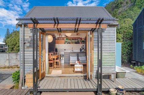 Photo of property in 30 Moody Street, Gore Bay, Cheviot, 7383