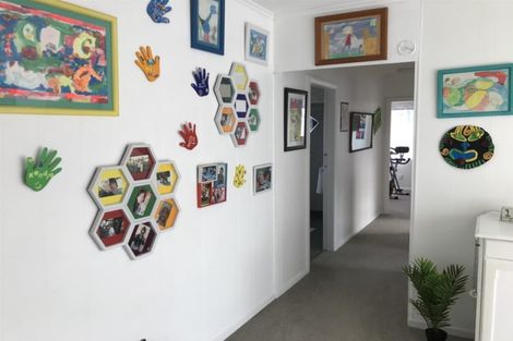 Photo of property in 27 Lysander Street, Stratford, 4332