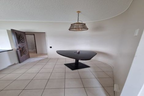 Photo of property in 9 Rangitane Street, Maupuia, Wellington, 6022