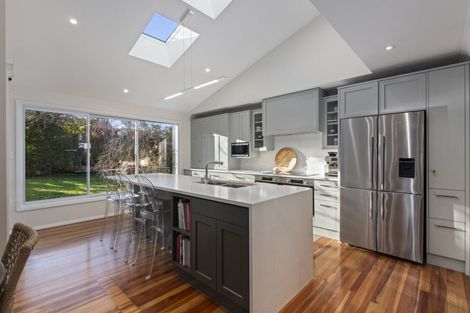 Photo of property in 240a Victoria Avenue, Hokowhitu, Palmerston North, 4410