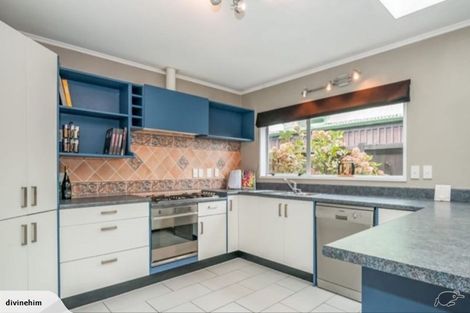 Photo of property in 70 Knights Road, Hutt Central, Lower Hutt, 5010