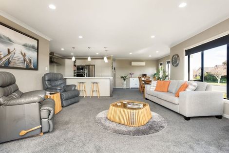 Photo of property in 2 Brancaster Place, Cambridge, 3434