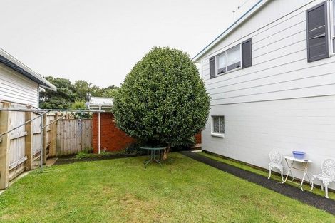 Photo of property in 22c Barrett Street, Westown, New Plymouth, 4310