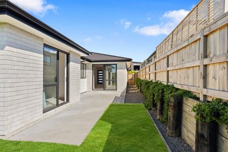 Photo of property in 49 Ridge Drive, Omokoroa, 3114