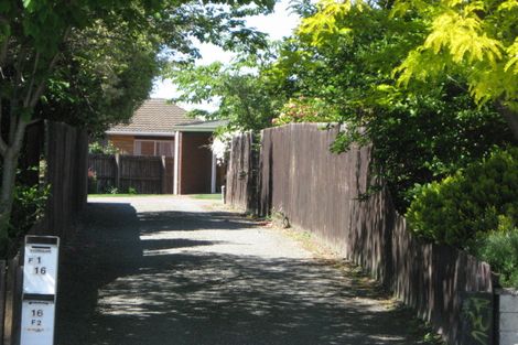 Photo of property in 2/16 Lowry Avenue, Redwood, Christchurch, 8051