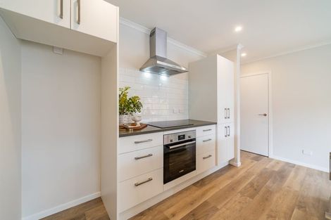 Photo of property in 11a Hall Grove, Ebdentown, Upper Hutt, 5018