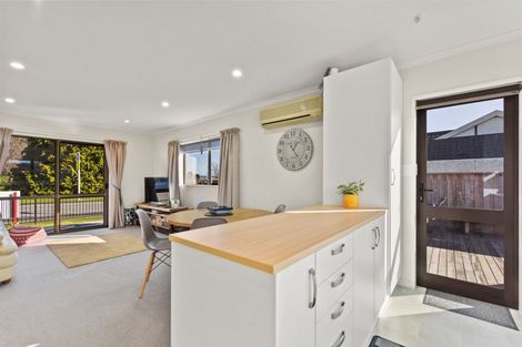 Photo of property in 2/2 Langbein Street, Stoke, Nelson, 7011