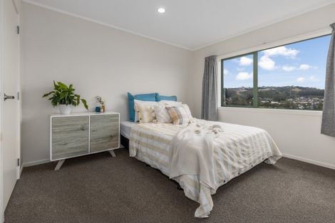 Photo of property in 42f James Cook Drive, Whitby, Porirua, 5024