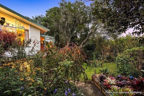 Photo of property in 424 Don Buck Road, Massey, Auckland, 0614