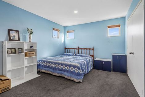 Photo of property in 4 Dunkeld Lane, Redcliffs, Christchurch, 8081