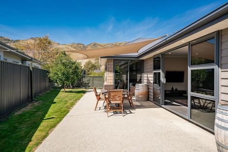 Photo of property in 18 Sunhaven Cove, Cromwell, 9310