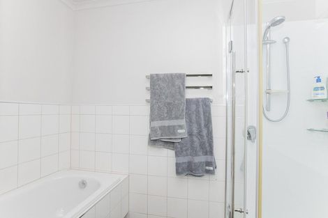 Photo of property in 8 Domett Street, Whataupoko, Gisborne, 4010