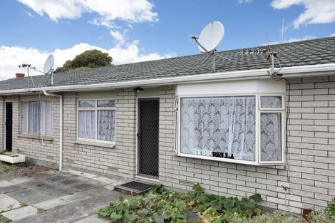 Photo of property in 2/297 Ruahine Street, Terrace End, Palmerston North, 4410