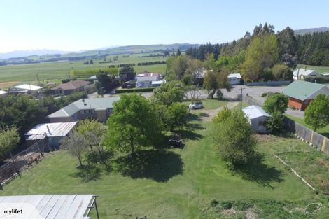 Photo of property in 37 Princes Street, Waikari, 7420