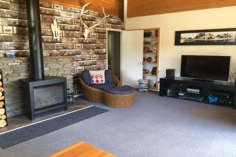 Photo of property in 9 Rimu Lane, Wanaka, 9305