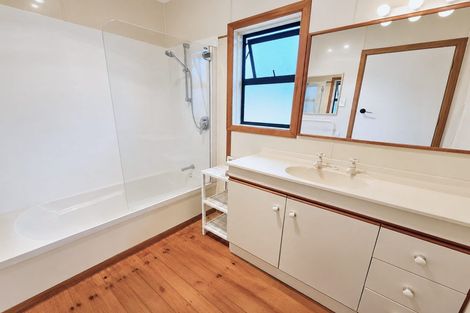 Photo of property in 173 Otumoetai Road, Brookfield, Tauranga, 3110