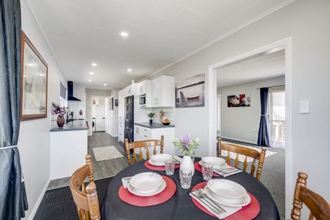 Photo of property in 69 Clarence Cox Crescent, Pirimai, Napier, 4112