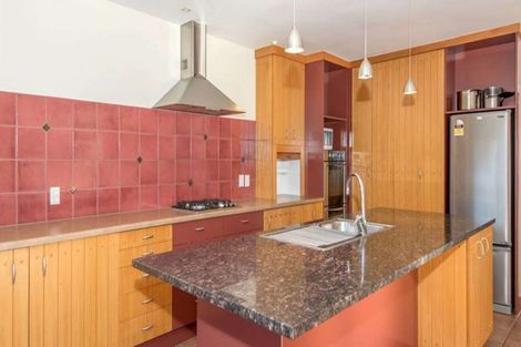 Photo of property in 18 Barlow Street, Ilam, Christchurch, 8041