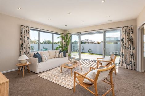 Photo of property in 40 Westpark Drive, Burnside, Christchurch, 8053