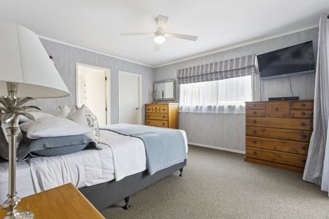 Photo of property in 8 Hamish Place, Sunnyhills, Auckland, 2010